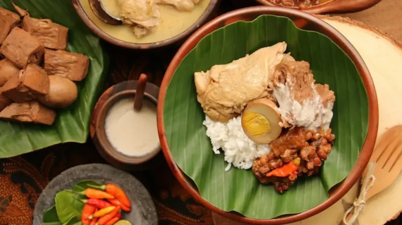 must-try indonesian street dishes