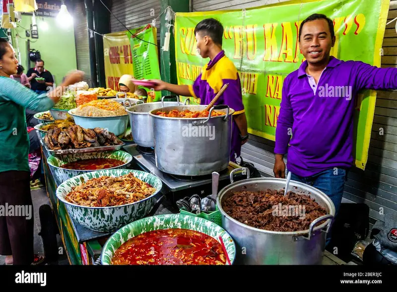 what are traditional indonesian food stalls